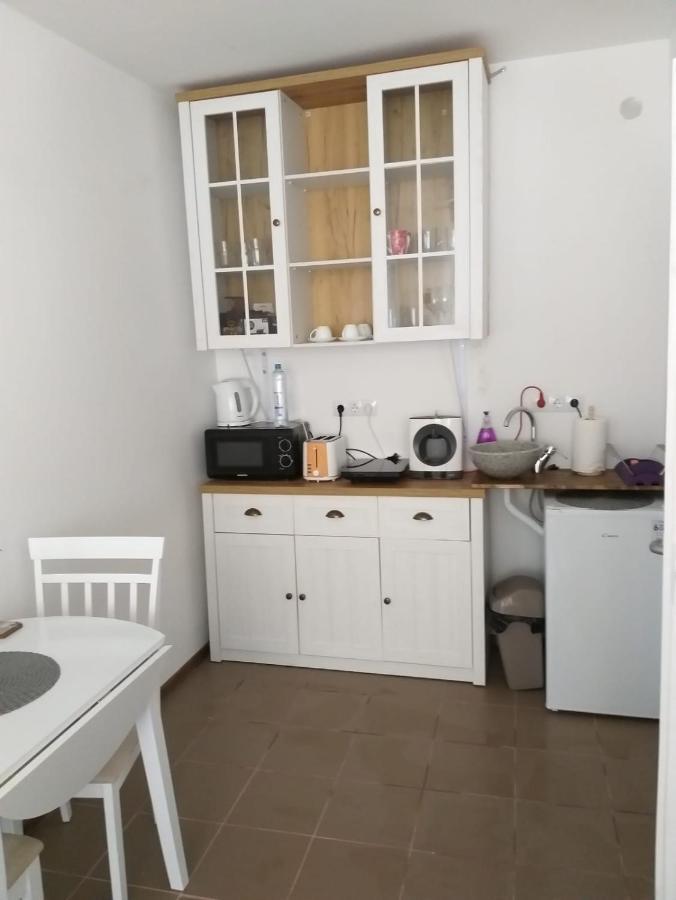 Sara House Apartment Bistrita  Bagian luar foto