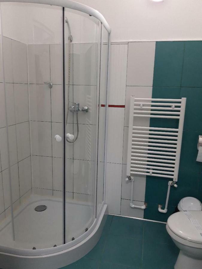 Sara House Apartment Bistrita  Bagian luar foto