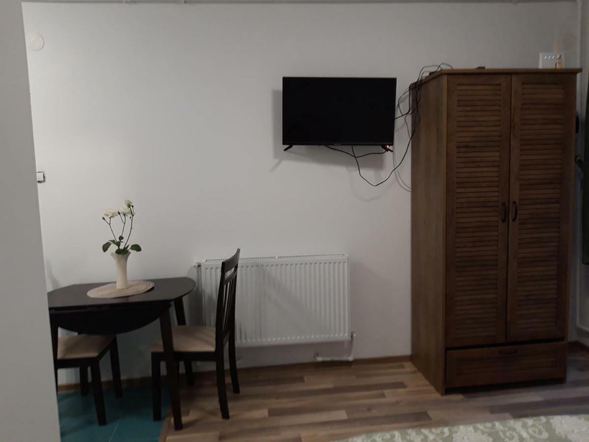 Sara House Apartment Bistrita  Bagian luar foto